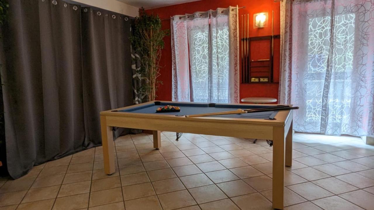 Chambres D'Hotes Les Lits Des Fees Saint-Floret Exterior foto